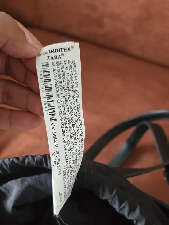 Zara Black Drawstring Bag with Shoulder Straps - Picture 4 of 5